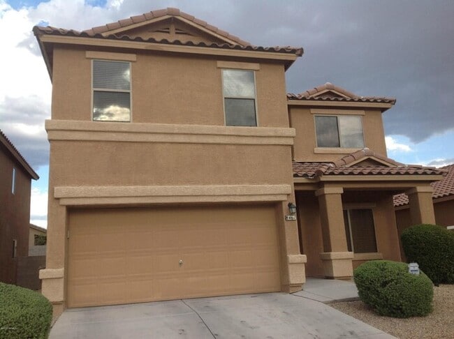 Photo - Spacious Rita Ranch Home with Modern Comfo...