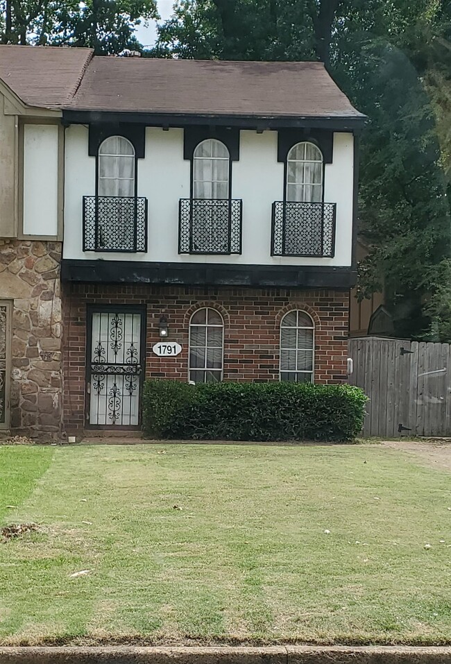 Building Photo - 1791 Grovehaven Cir Rental
