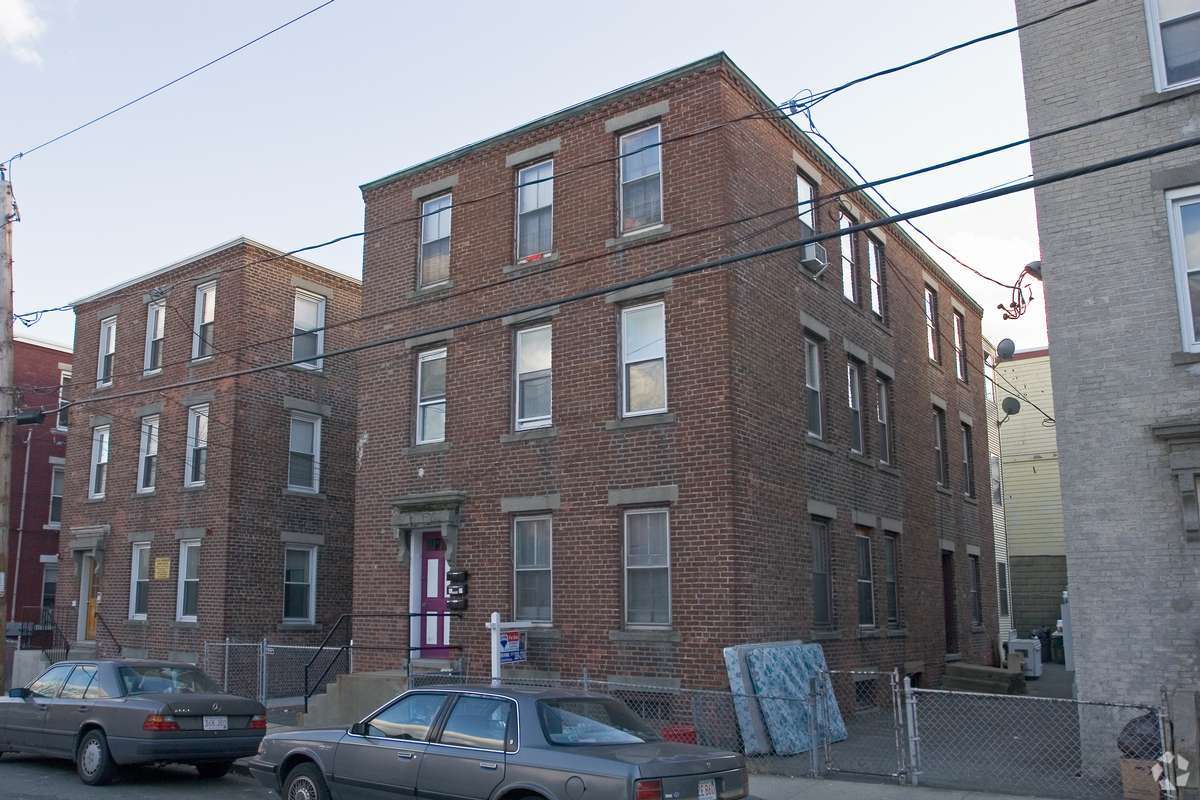 Photo - 61 Library St