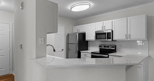 Stonecastle Apartment Homes