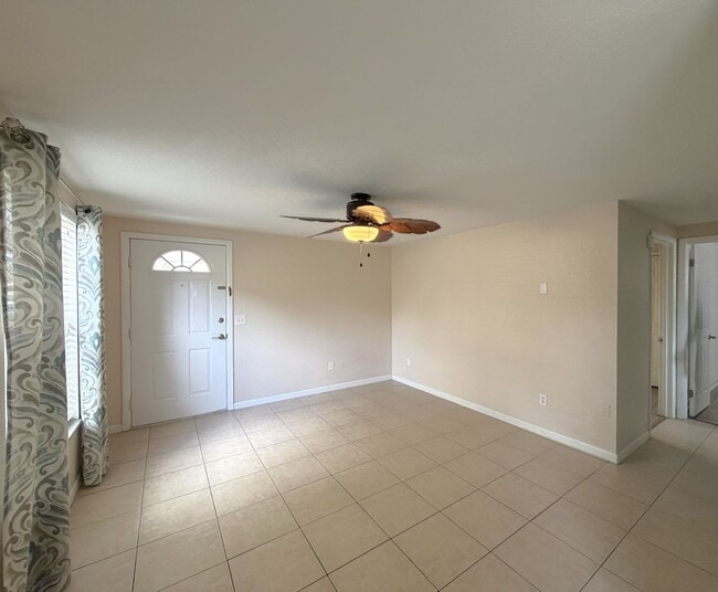 Photo - Location! Charming 2/1 near Downtown Dunedin