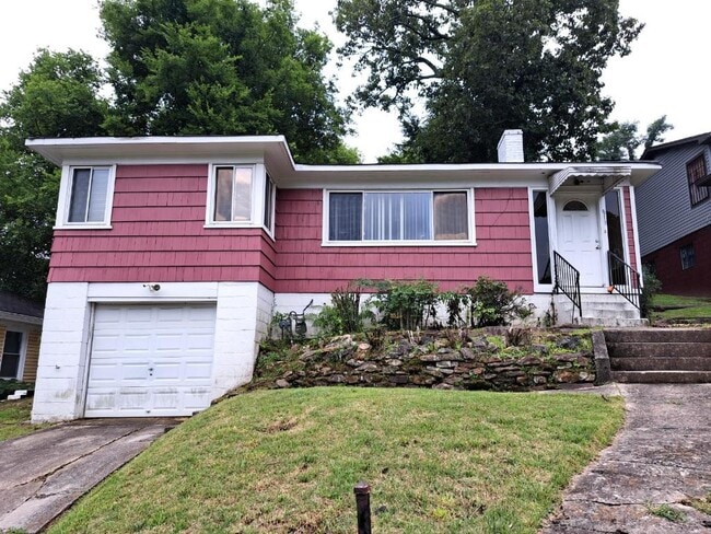 Building Photo - 813 46th St Ensley