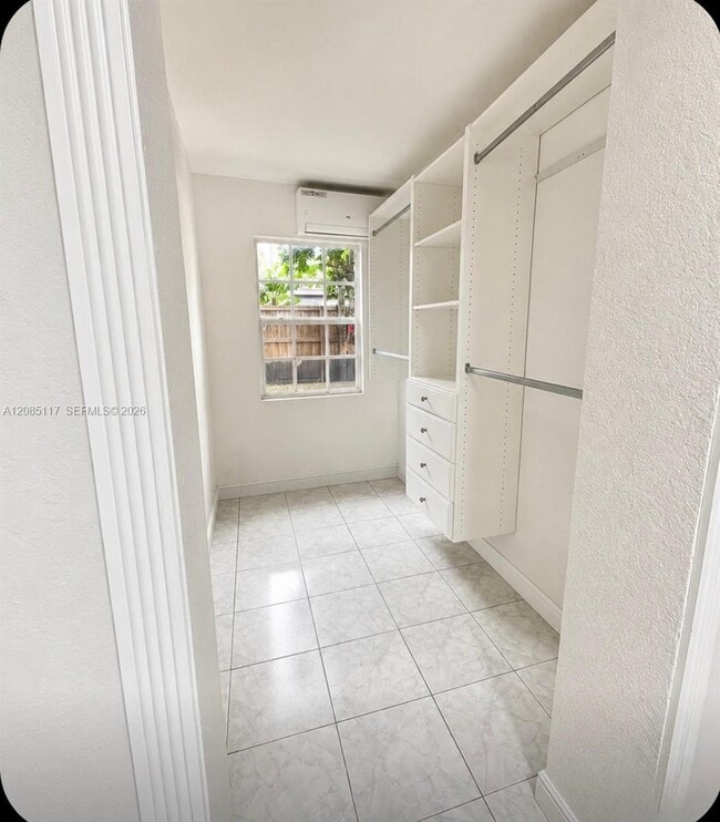 Photo - 600 NW 108th St Unit 2