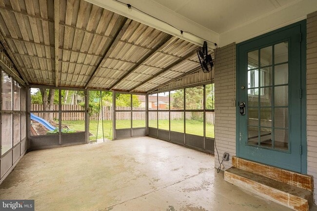 Photo - 3817 Ren Rd