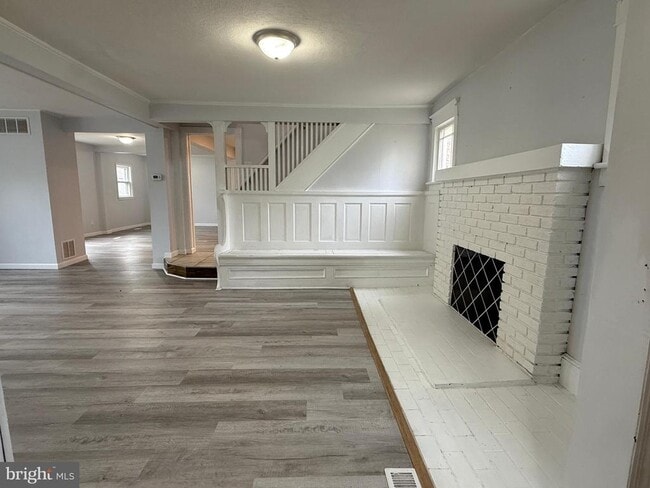 Photo - 1036 S Spring Rd