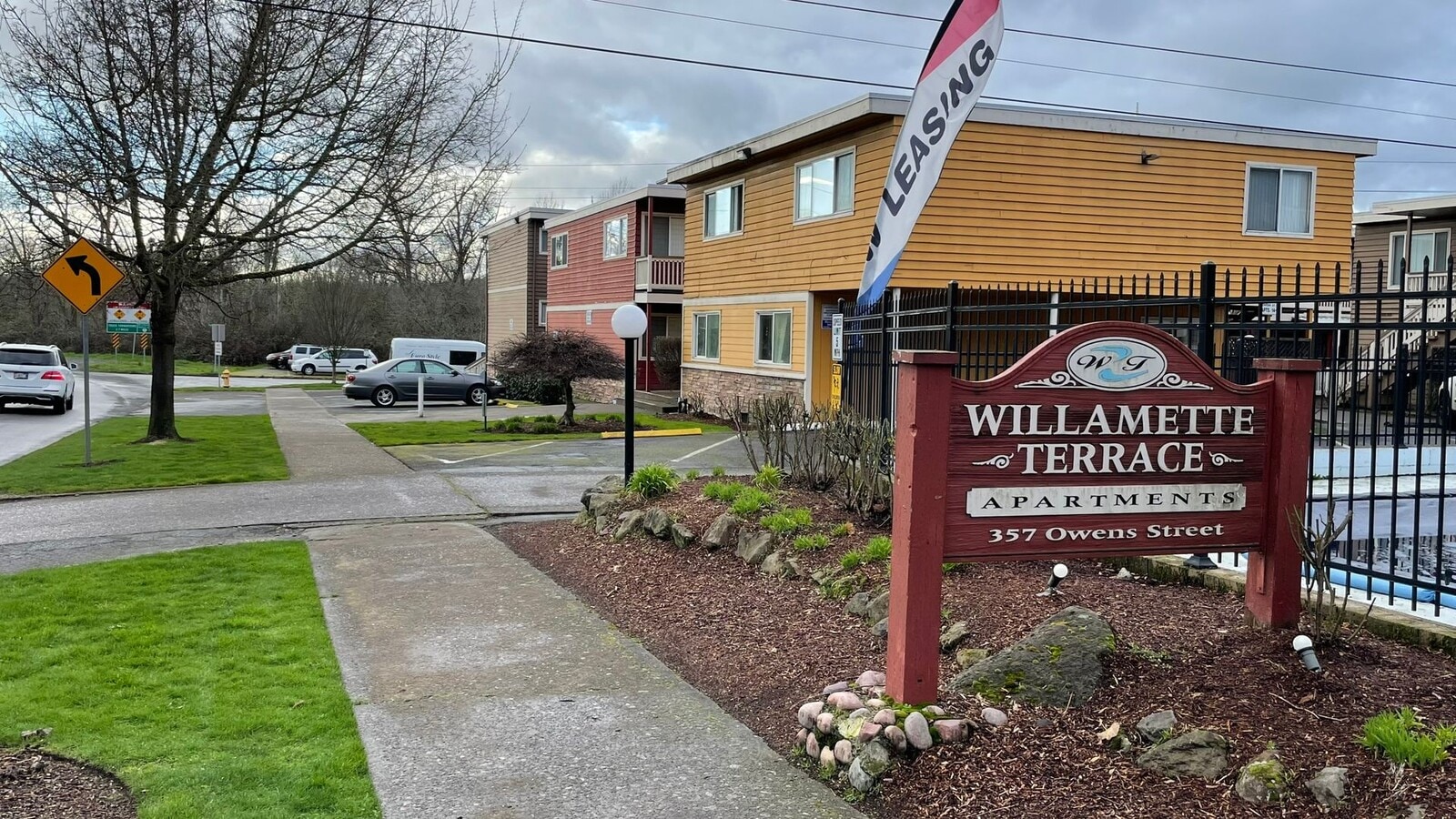 Willamette Terrace Apartments - Willamette Terrace Apartments