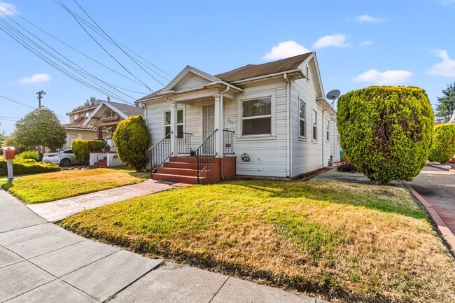 Charming San Leandro Cottage with Modern U... - Charming San Leandro Cottage with Modern U... Apartamento Unidad 205