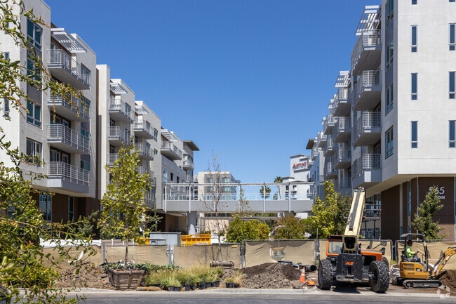 08/2022 - Halcyon House