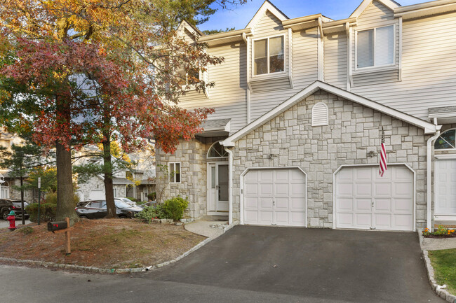 Photo - 1 Picaron Pl Townhome