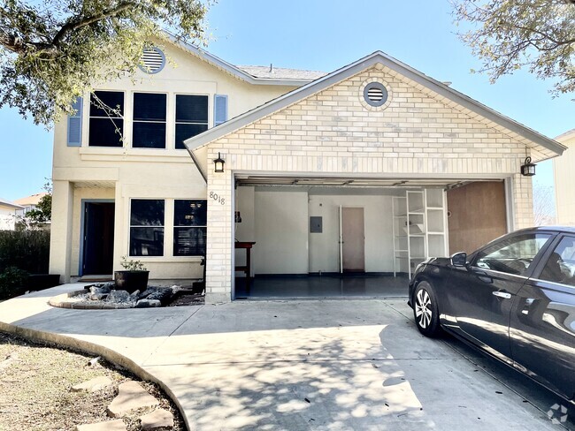 Building Photo - 8018 Chestnut Bluff Dr Rental