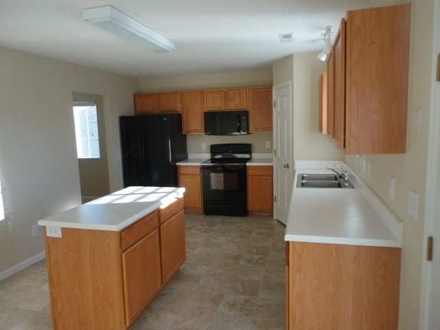 Photo - 830 Stockport Way