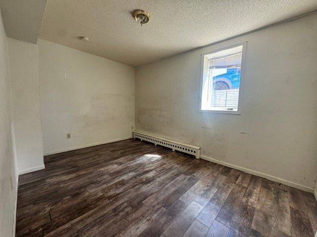 Photo - 11 Glen St NW Unit 1