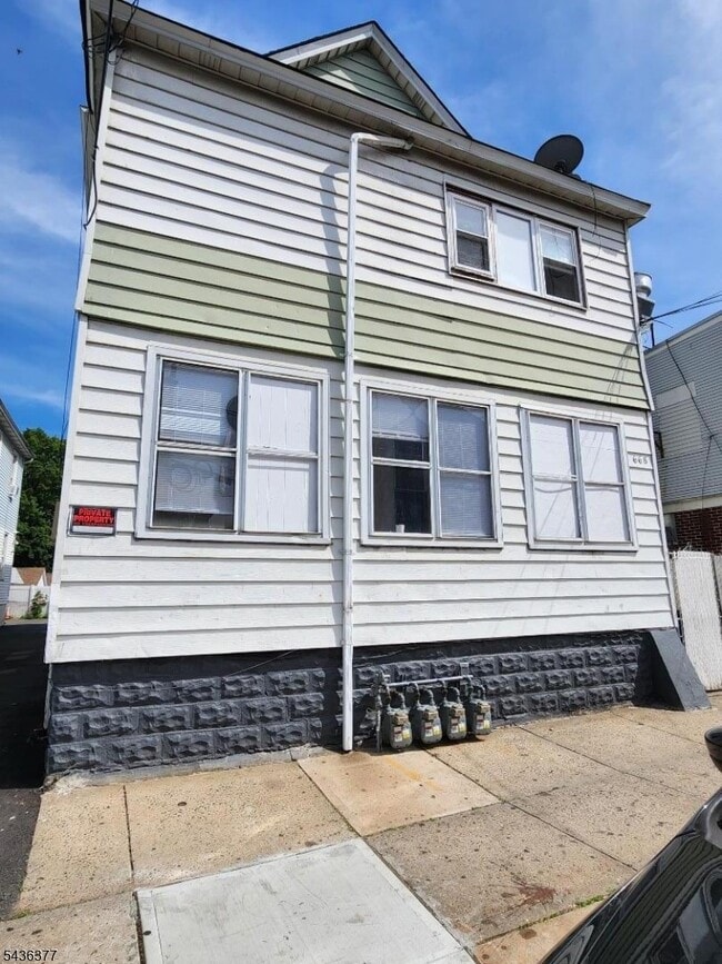 Photo - 668 Clarkson Ave Unit 1R