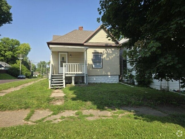 Building Photo - 2621 N California Ave Rental