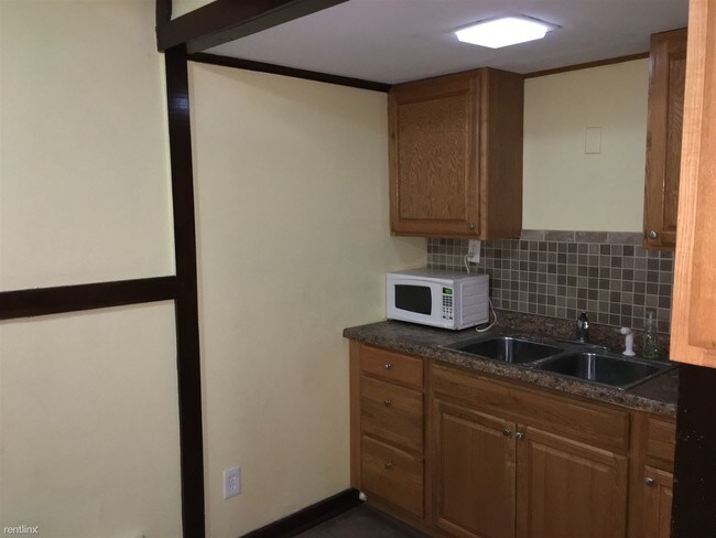 Photo - 280 Douglas Ave Unit Apt 2