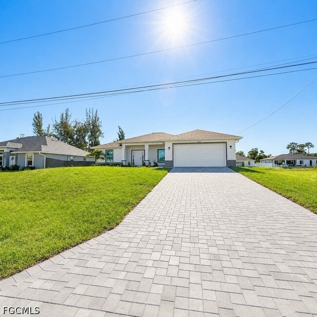Photo - 3464 NE 9th Pl