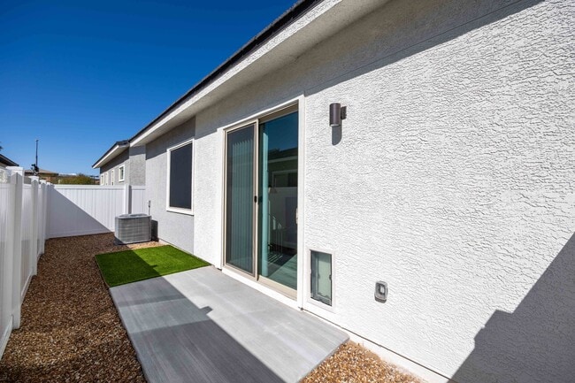 Photo - Quarter North