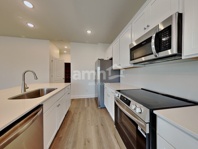 Photo - 6042 Rosemore Ln