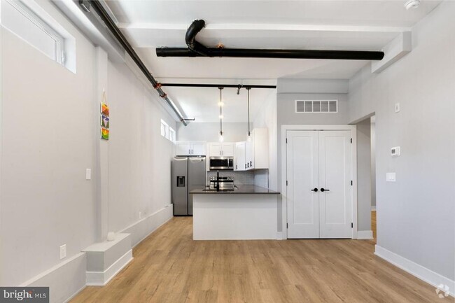 Building Photo - 3965 Lancaster Ave Unit 102 Rental