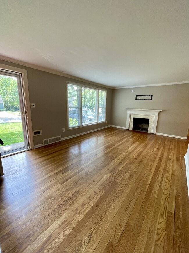 Building Photo - 7147 Cherokee Dr Rental
