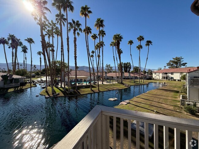 Building Photo - Beautiful Condo by the Lake