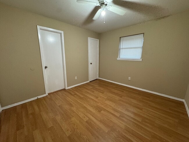 Photo - 1034 W Village Ct Unit C