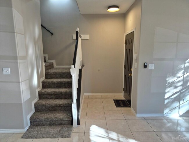 Photo - 13 Jade St Unit 1