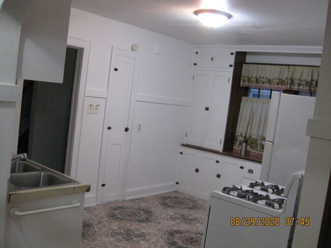 Photo - 1248 S 50th St