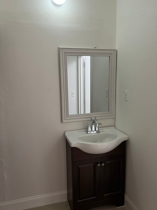 Photo - 8421 S Orange Blossom Trl Unidad 147