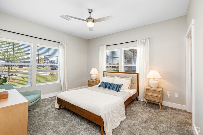 2BR, 2BA - 1,096SF - Primary Bedroom
