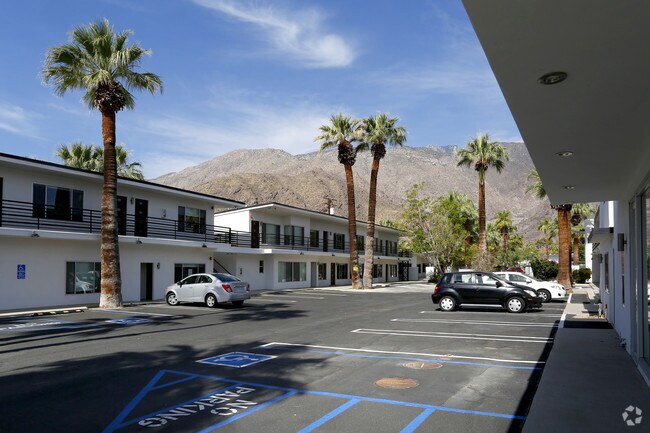 Photo - 641 North Palm Canyon Drive