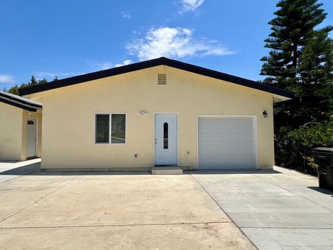 Building Photo - ASANANTONIO #C Unit ASANANTONIOC