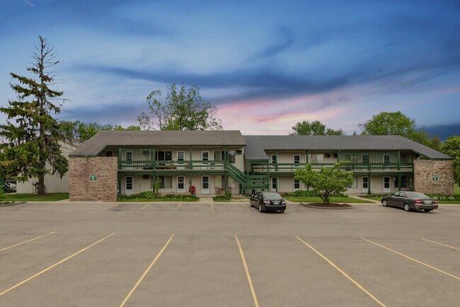 Pine Lake Apartments - Pine Lake Apartments