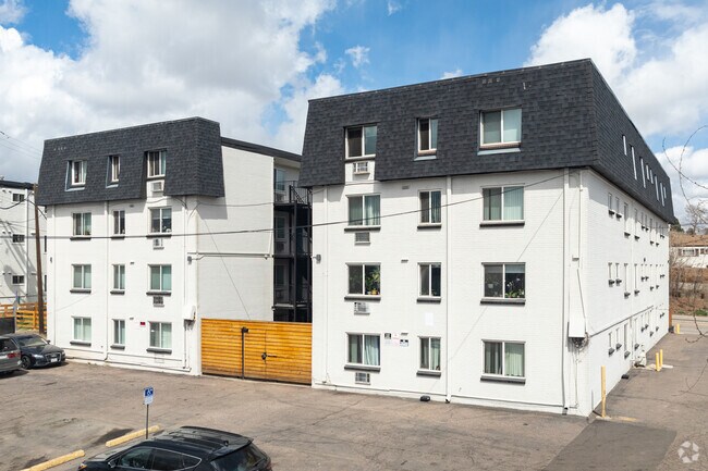 Exterior - (PAST) Riverpoint (1330)