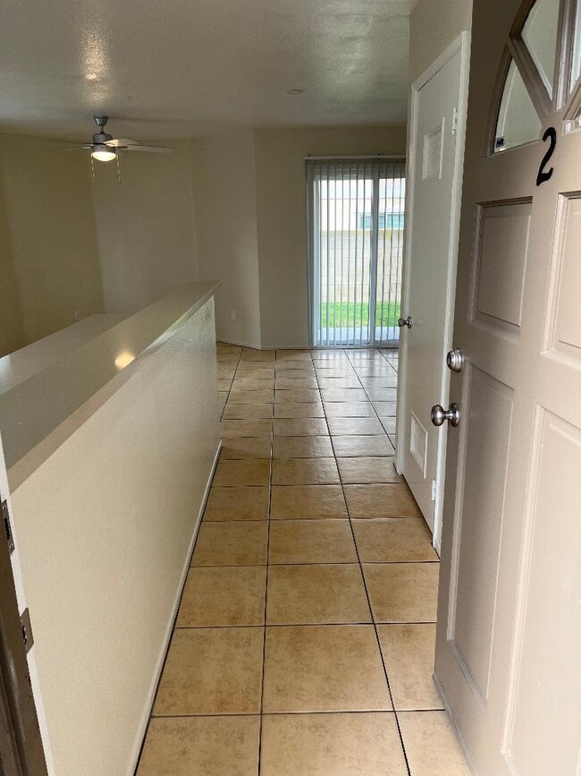 Photo - 8681 La Salle St Unit 2