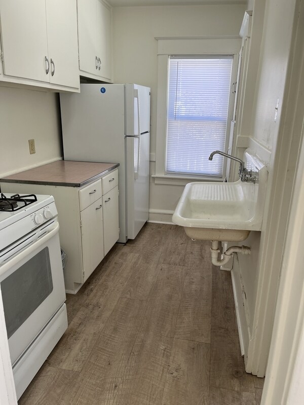 Photo - 1561 N 15th St