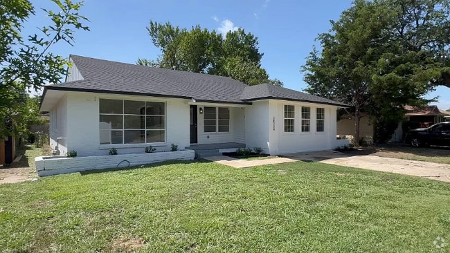 Building Photo - 10734 Coogan Dr Rental