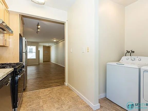 Photo - 64 Langton St