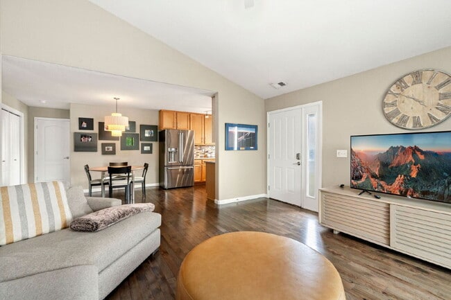 Photo - Bright & Spacious 2 Bedroom, 2 Bath Condo Unit 204