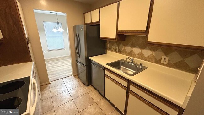 Photo - 7804 Guildberry Ct Unit 303