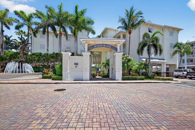 Photo - 275 NW Flagler Ave Unit 204