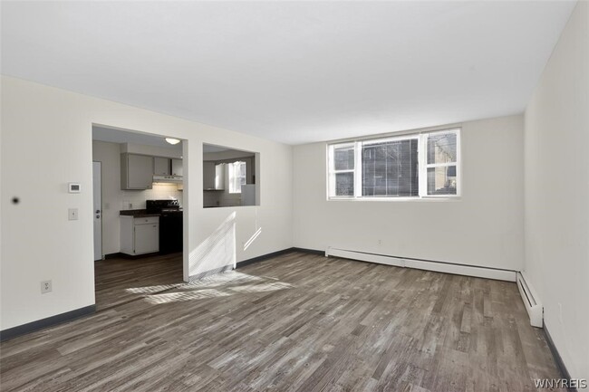 Photo - 127 Franklin St
