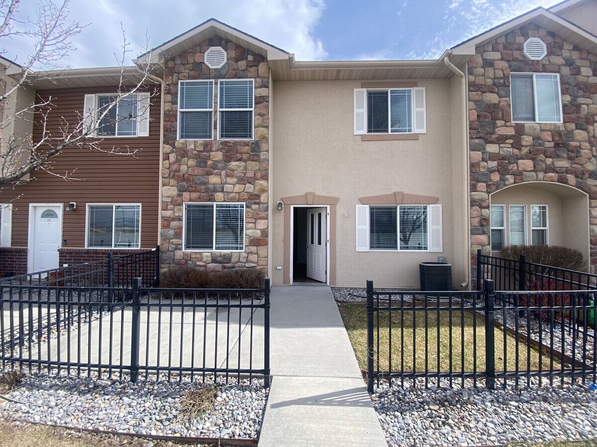 Townhome - Townhome