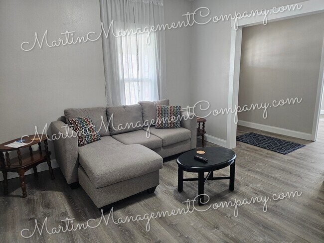 Photo - 1418 S Sneed Ave