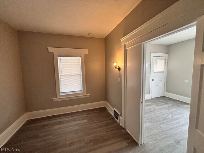 Photo - 7411 Cornelia Ave Unit 1
