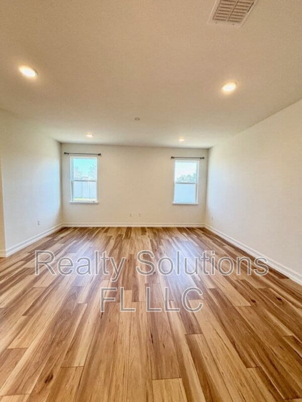 Photo - 1616 Blue Lagoon Cir