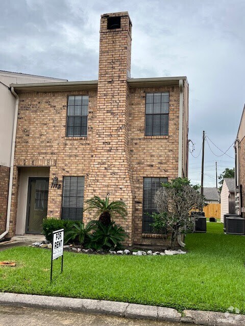 Building Photo - 1178 Green Meadow St Rental