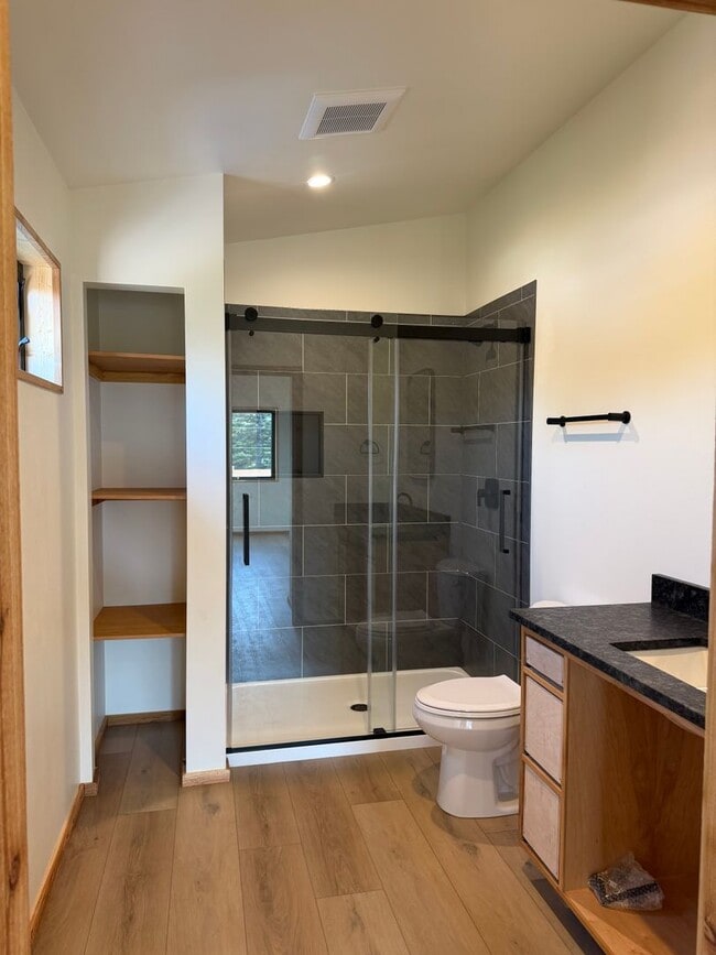 23 Sunset Dr Unit South Unit