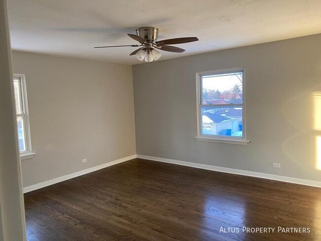 Photo - 2439 W 116th St Unit 2East