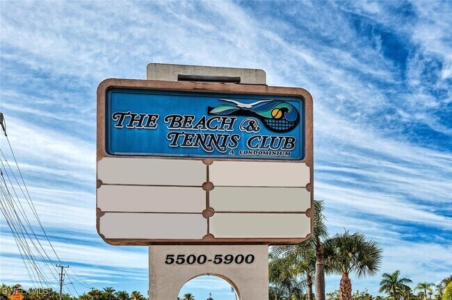 Building Photo - 5900 Bonita Beach Rd SW Unit 1004 Rental